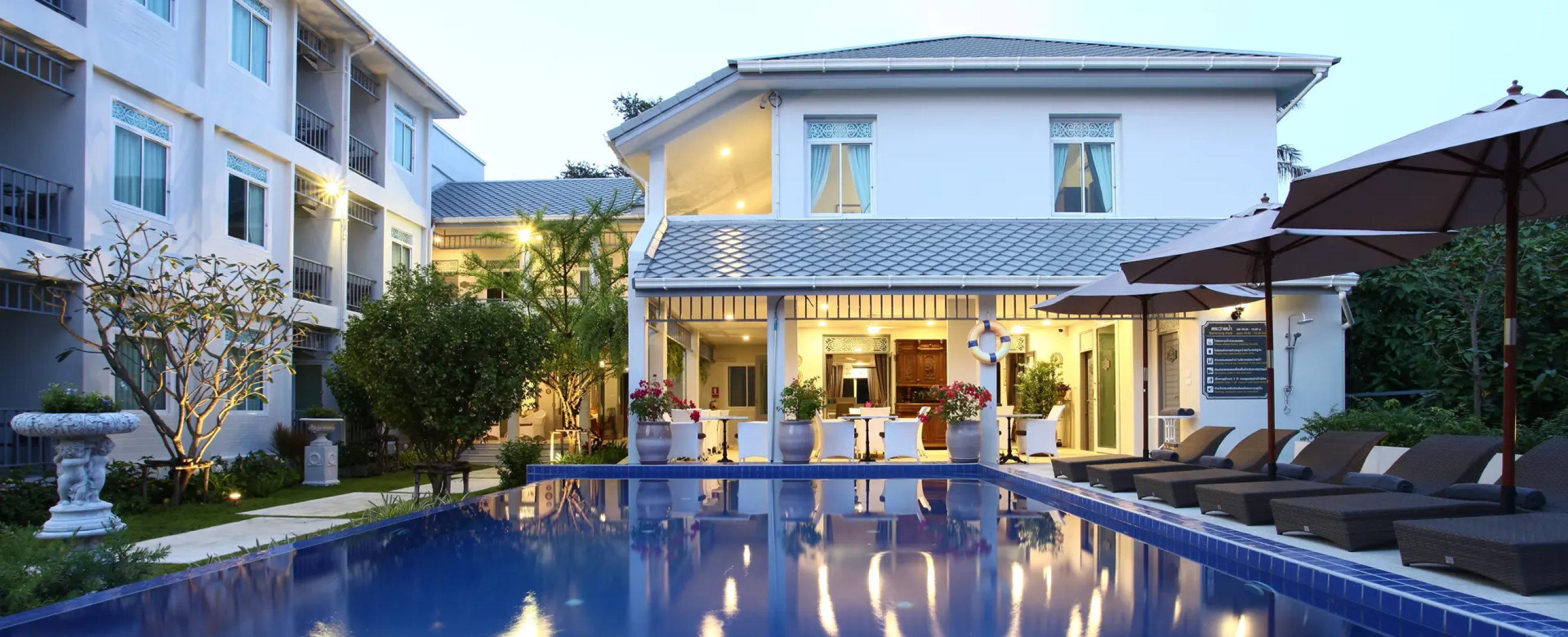 Villa Amphawa