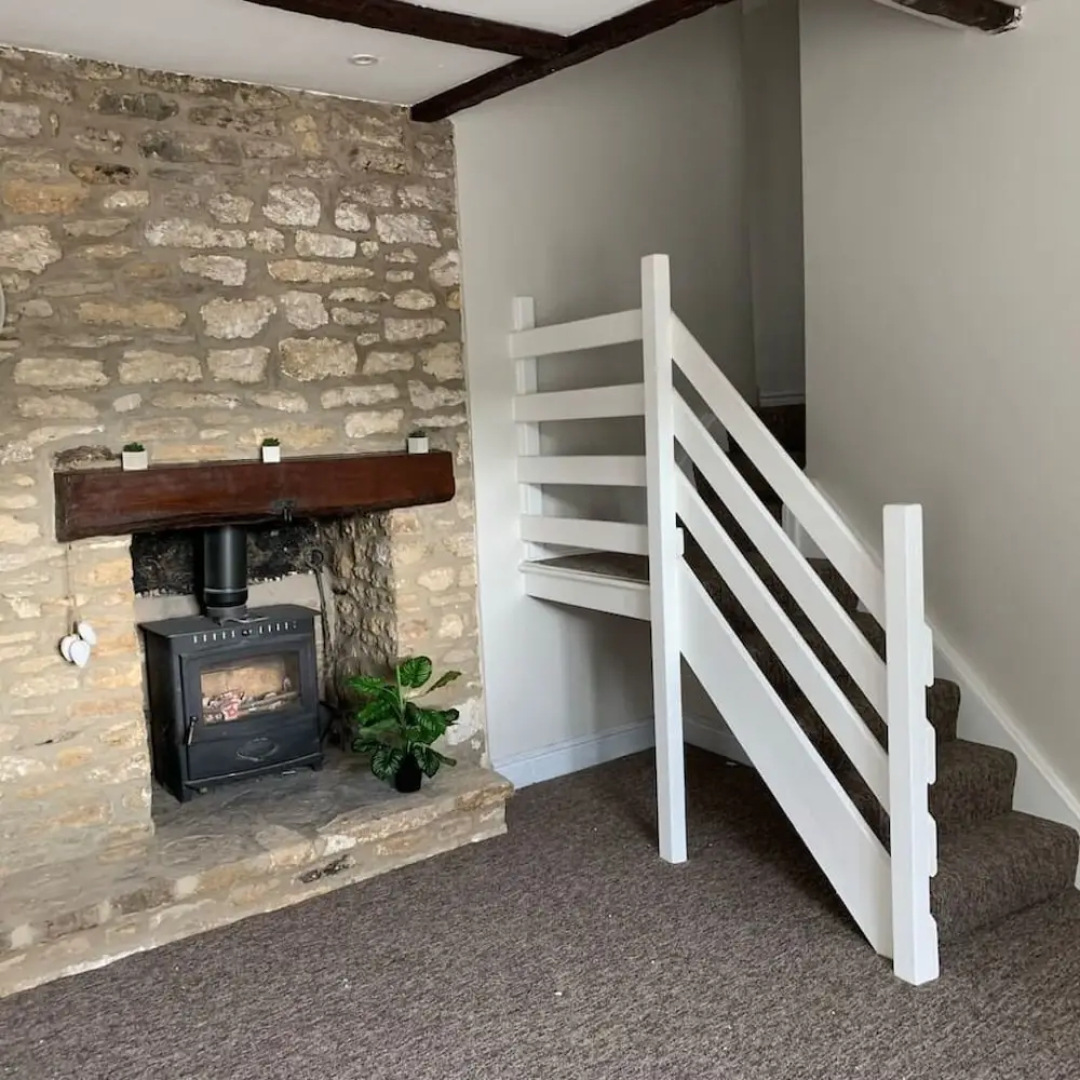 4 Bed - Historic Inn & Cider Pub - Free Parking