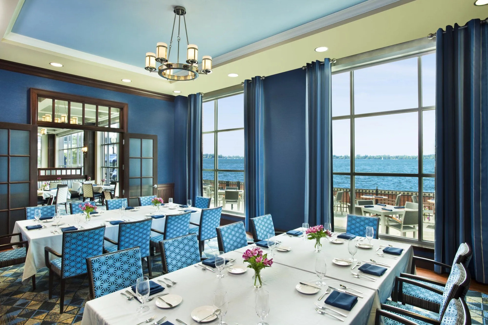 Sheraton Erie Bayfront Hotel