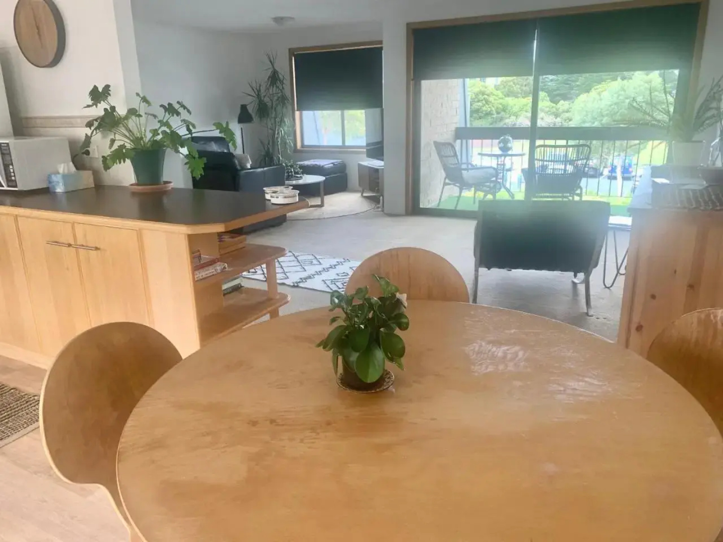 2 By The Beach, Sunny stylish beach side unit