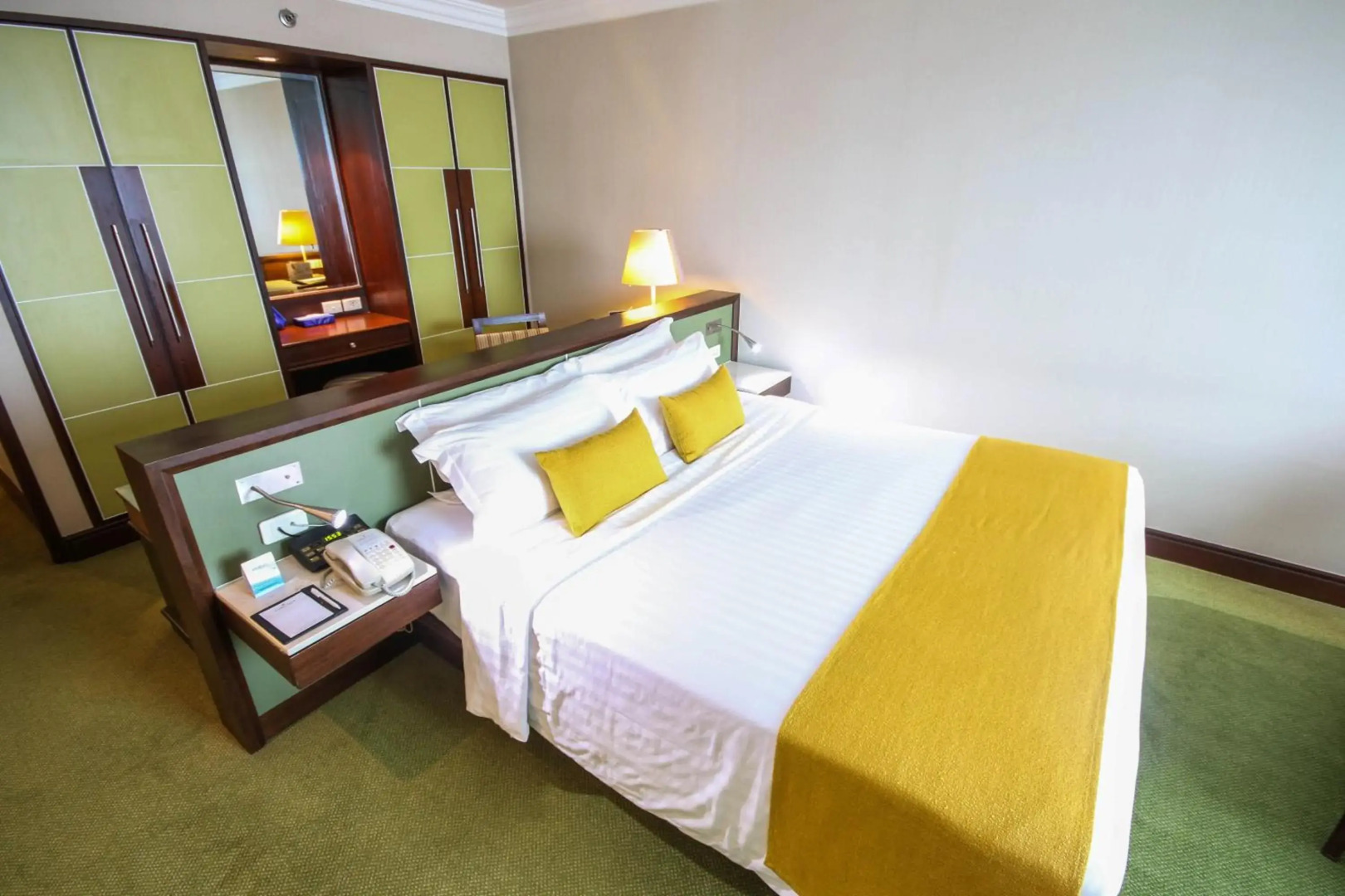 Golden Tulip Sovereign Hotel Bangkok