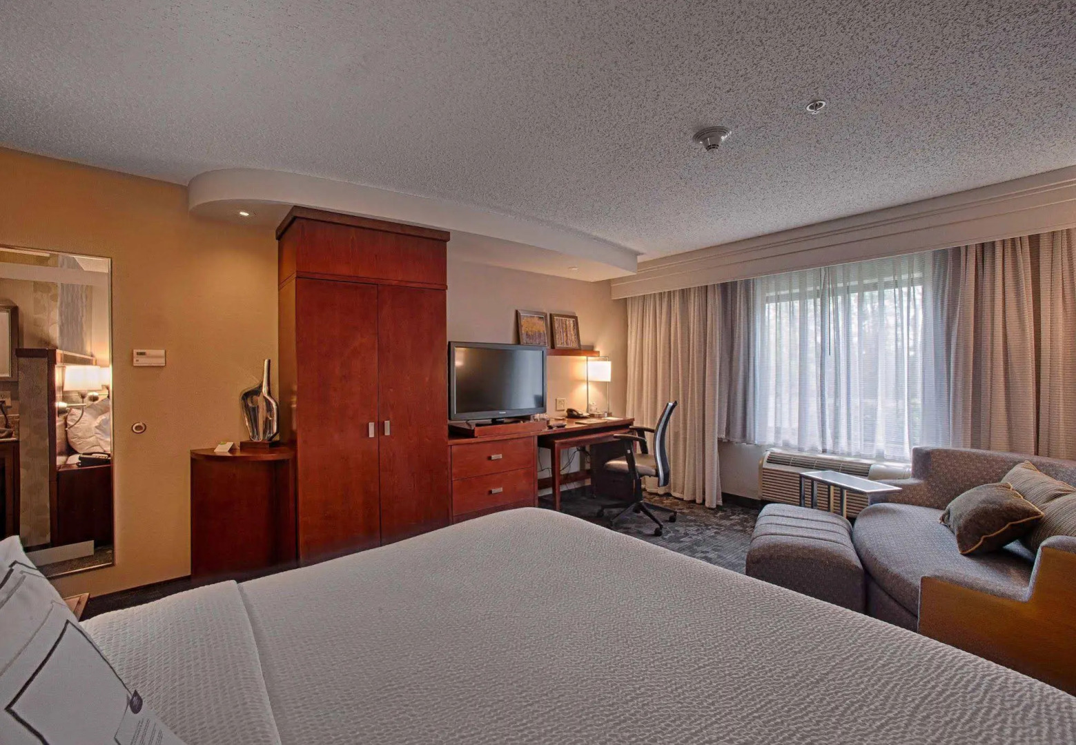 Courtyard by Marriott Wall at Monmouth Shores Corporate Park