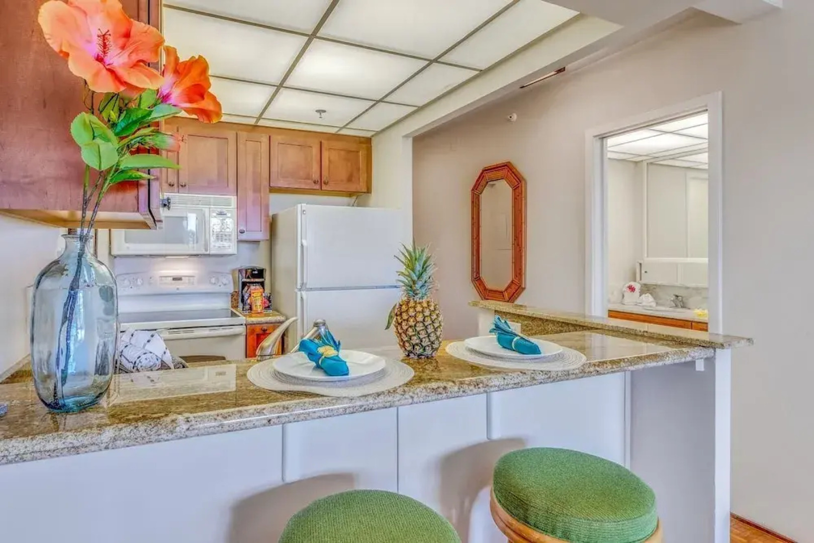 Whaler 6th Floor Oceanview Studio 0 Bedroom Condo by Redawning