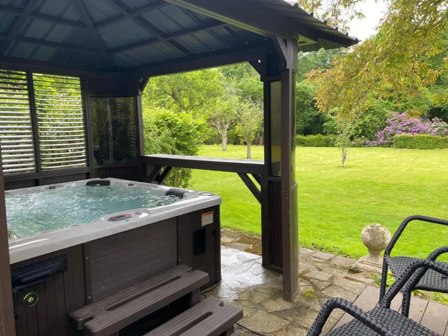 The Garth Guest Suite Studio Cottage