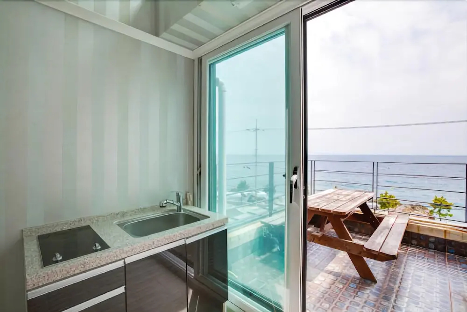 Yeongdeok Ilhwasu Pension