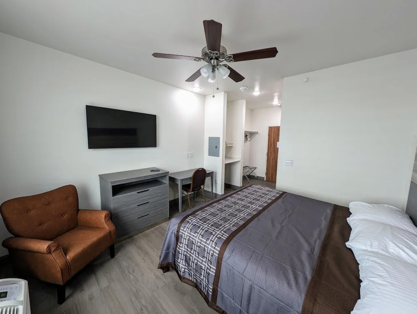 Texas Bungalows Hotel & Hotel Que at  i35 Austin Pflugerville