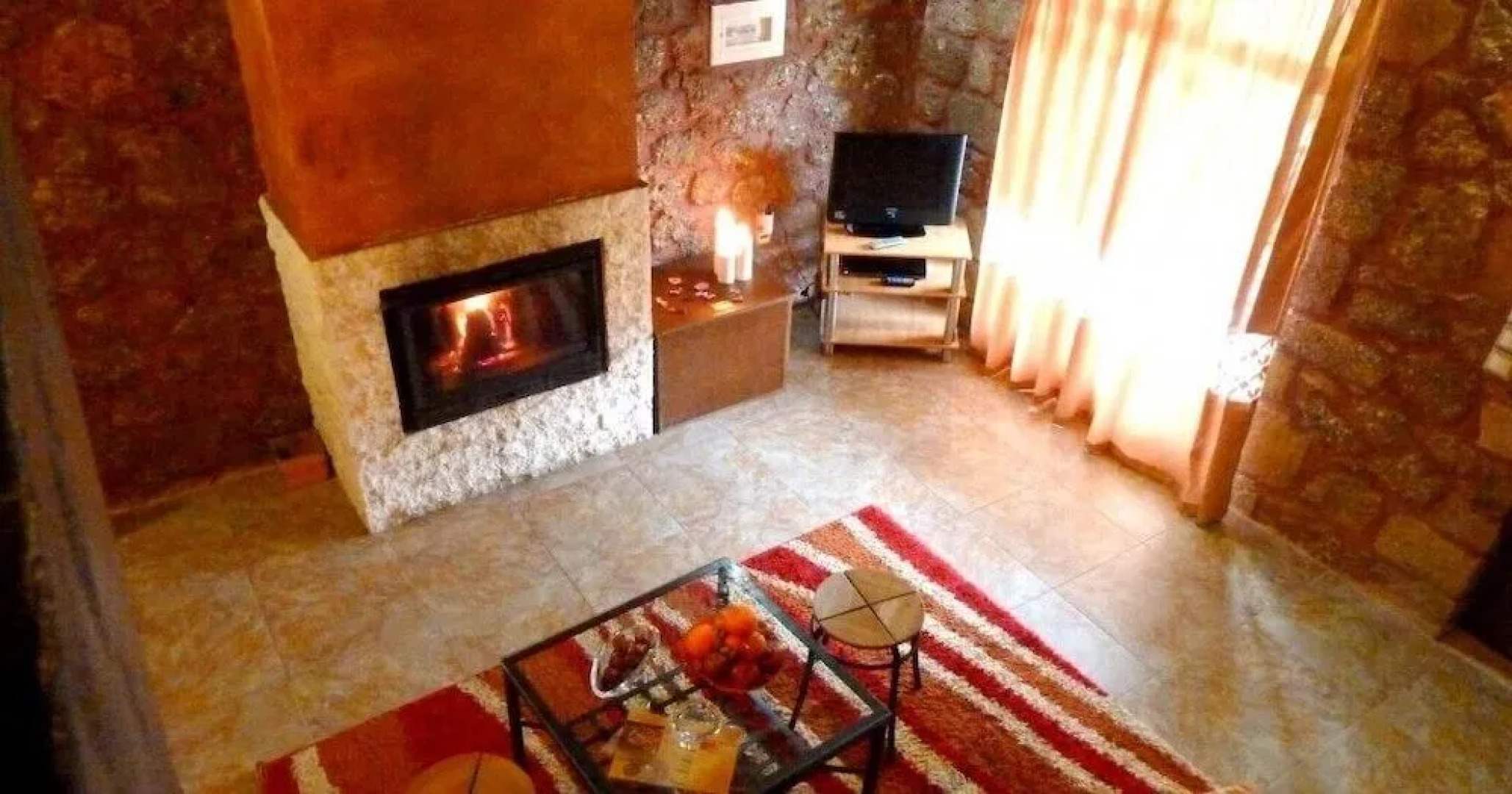 Paliokastro Guesthouse