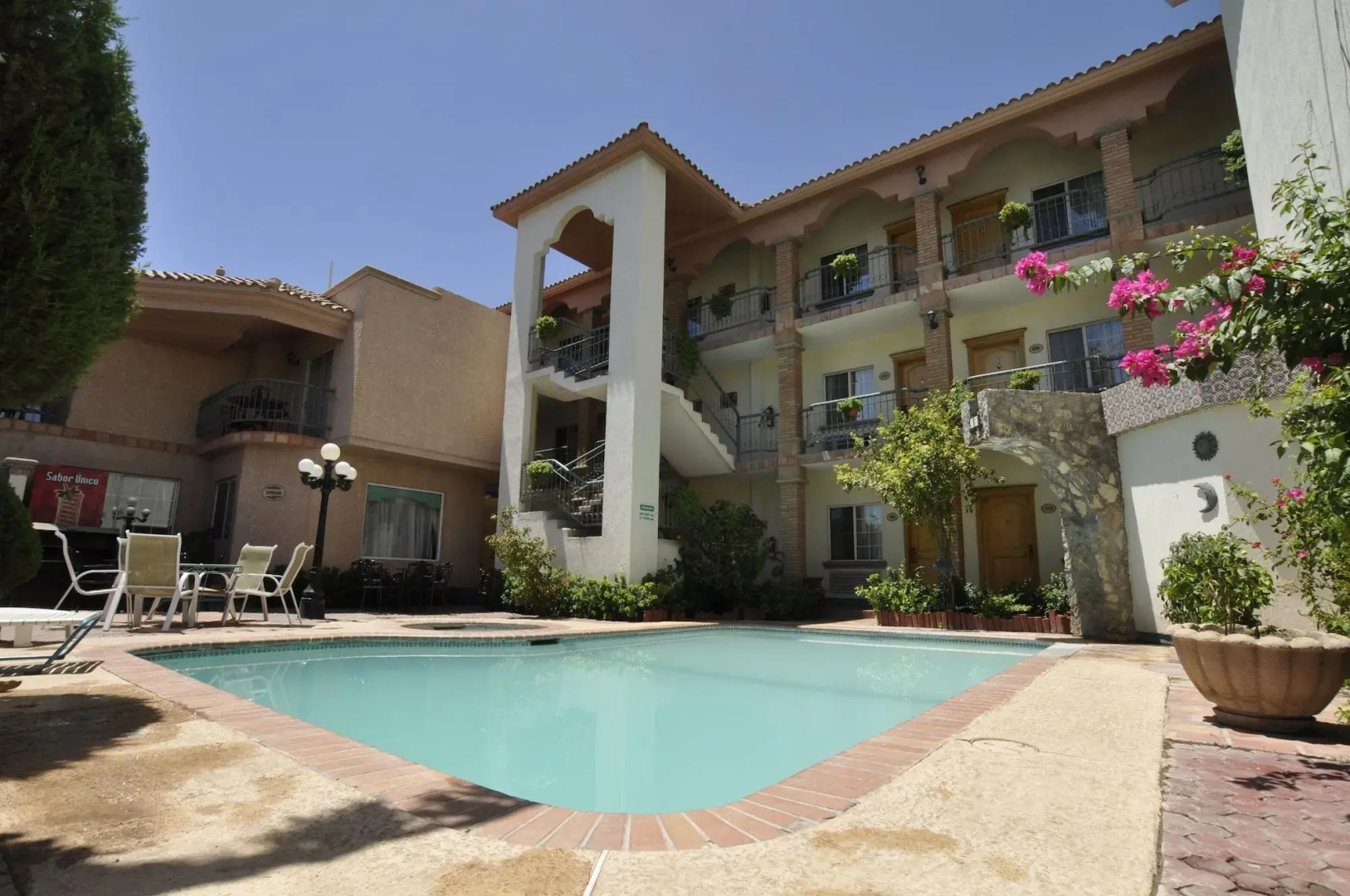 Maria Bonita Business Hotel & Suites