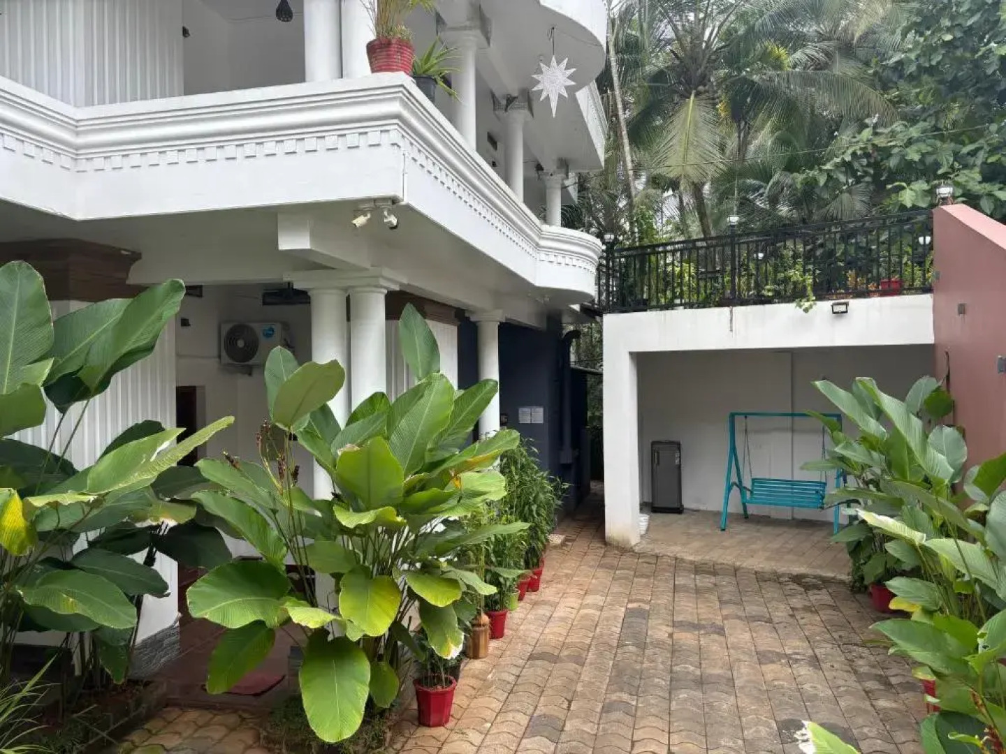 Sreedevi Gardens by Suresh Palad