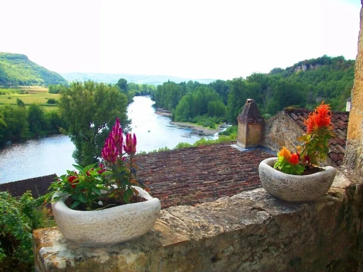 Magical view over Dordogne' s river in BEYNAC