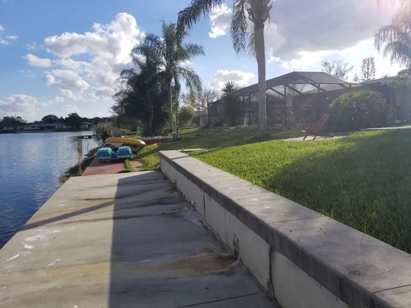 Newly Renovated Pool and Lake Dream Home