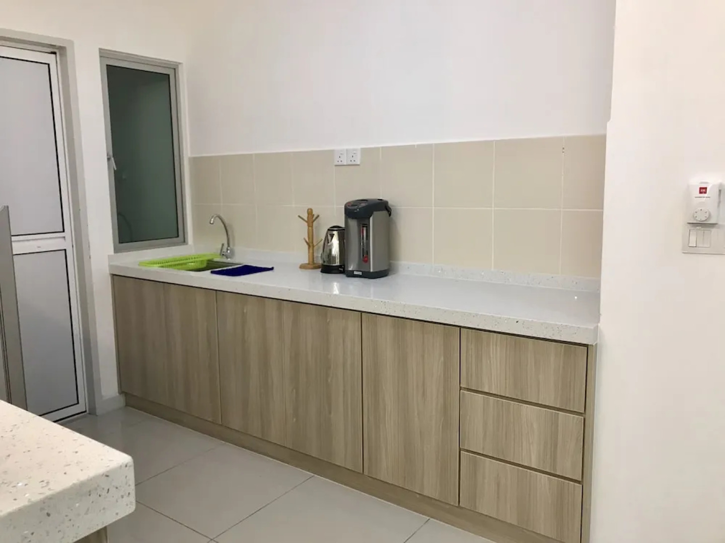 J's Suite at Southville City