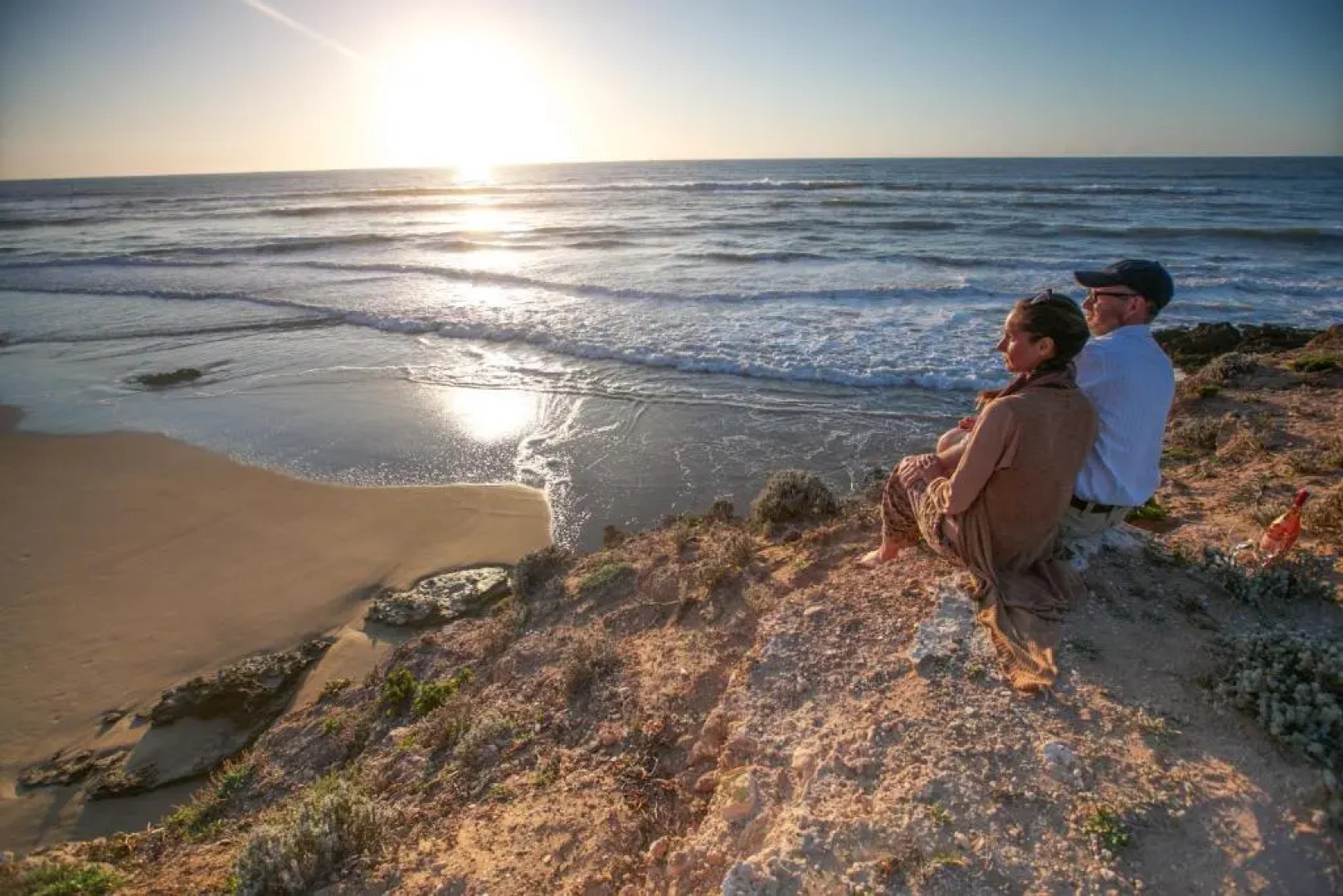 Dar Danse The Bubble On The Beach