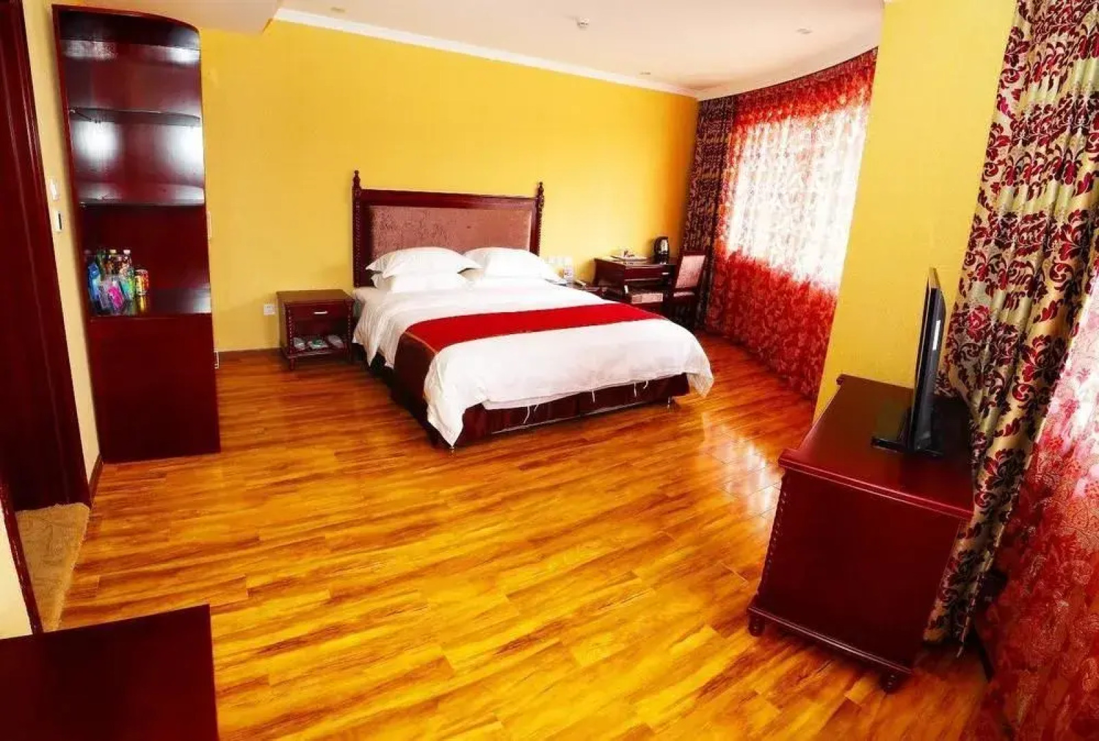 Century Sunshine Hotel