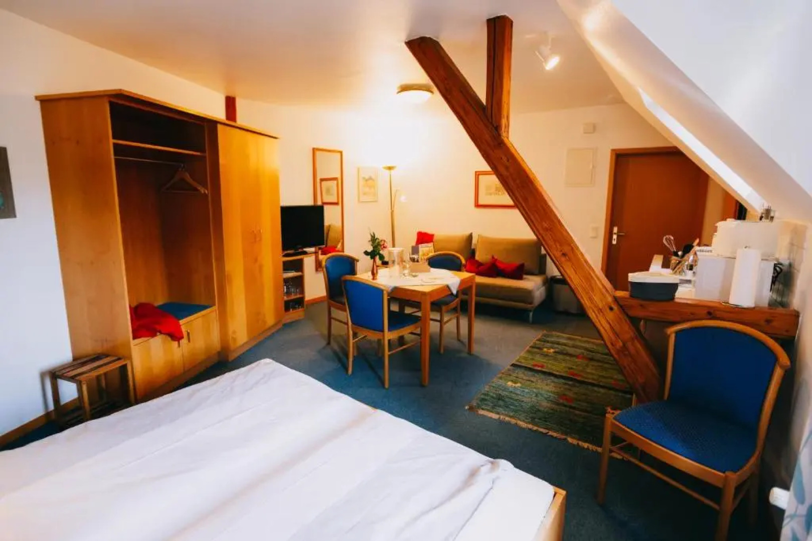 Weingut Staffelter Hof