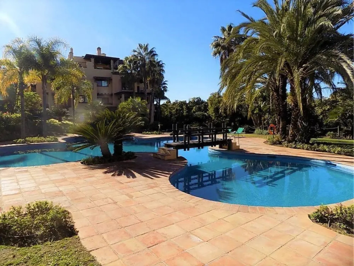 Stunning El Campanario Apt - Pool View