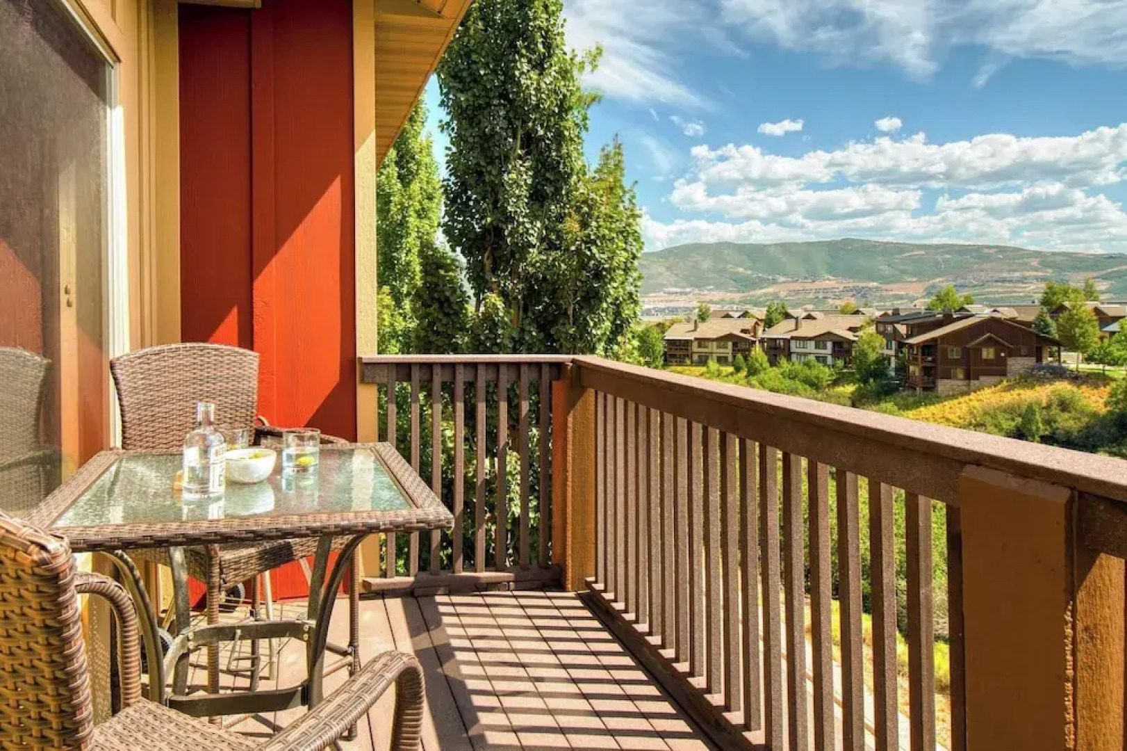 Lucky Bill by Avantstay Lake Views, 15mins to Park City Mtn
