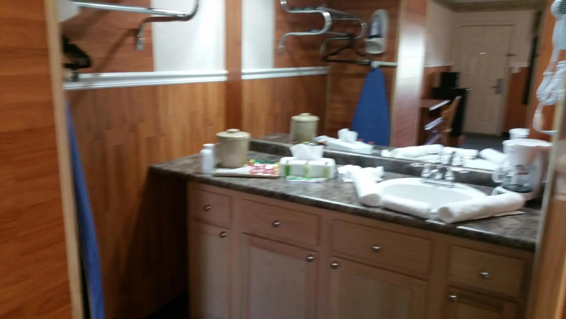 Hallmarc Inn & Suites of West Memphis