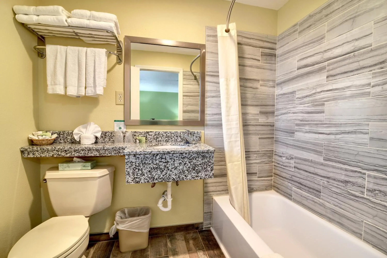 Roosevelt Inn and Suites Saratoga Springs