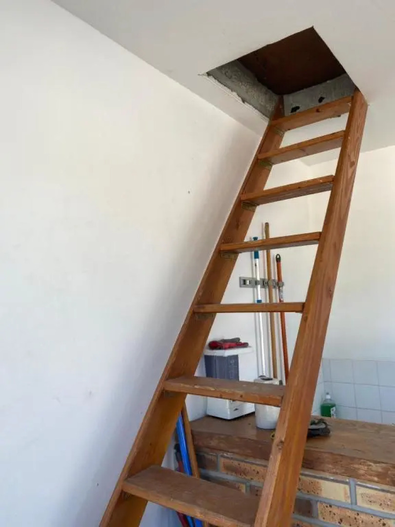 Petite annexe avec piscine commune