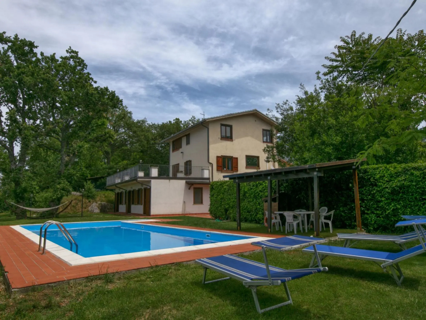 Mansion in San Valentino With Pool