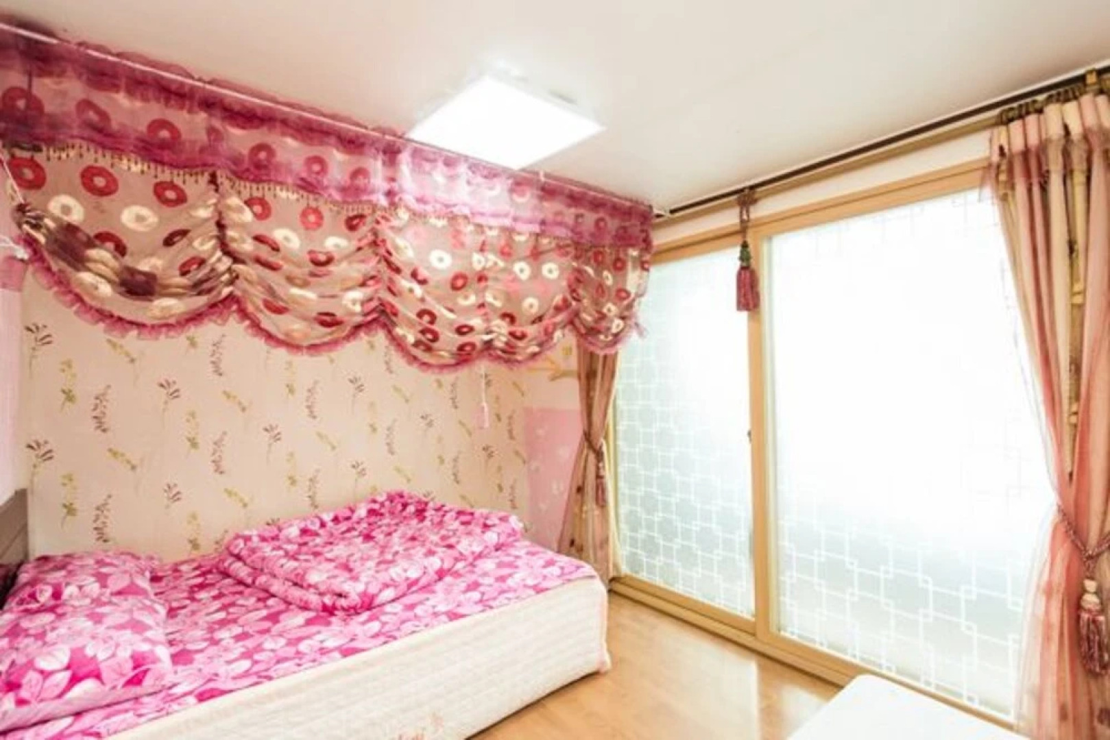 Taean Bangpo Sea Pension