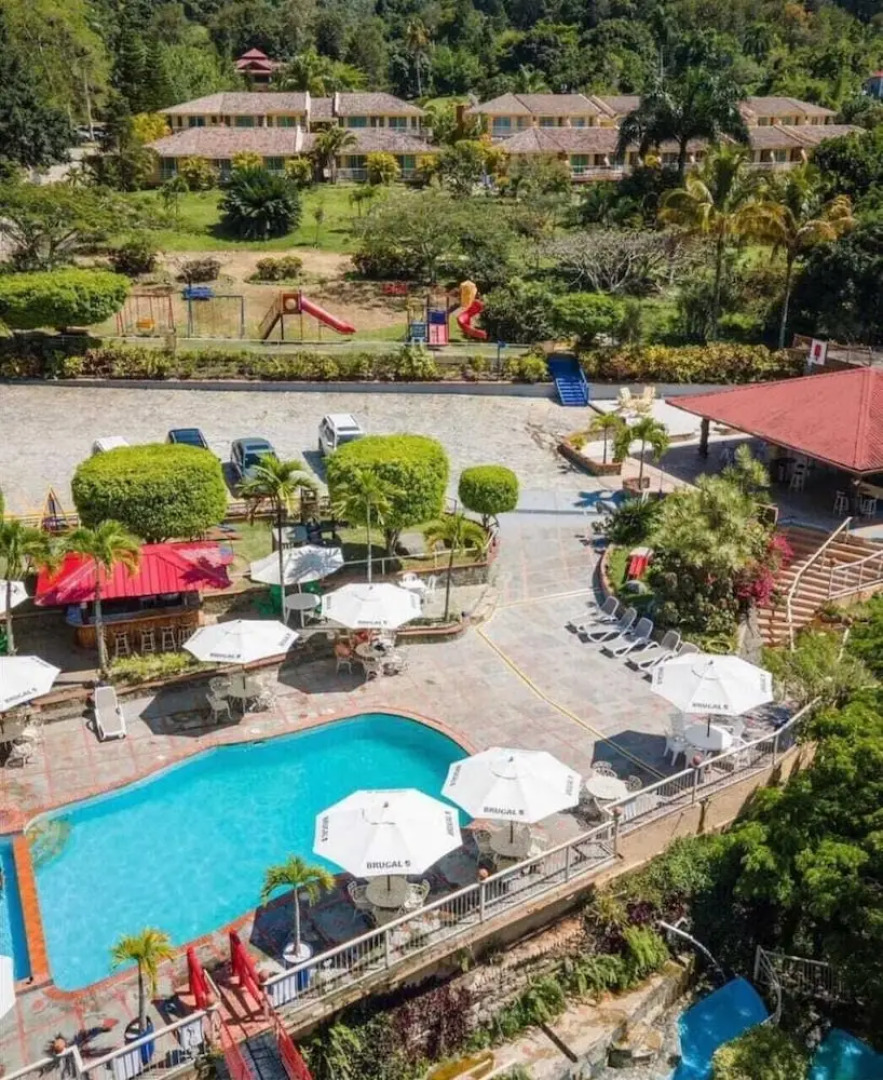 Jarabacoa River Club