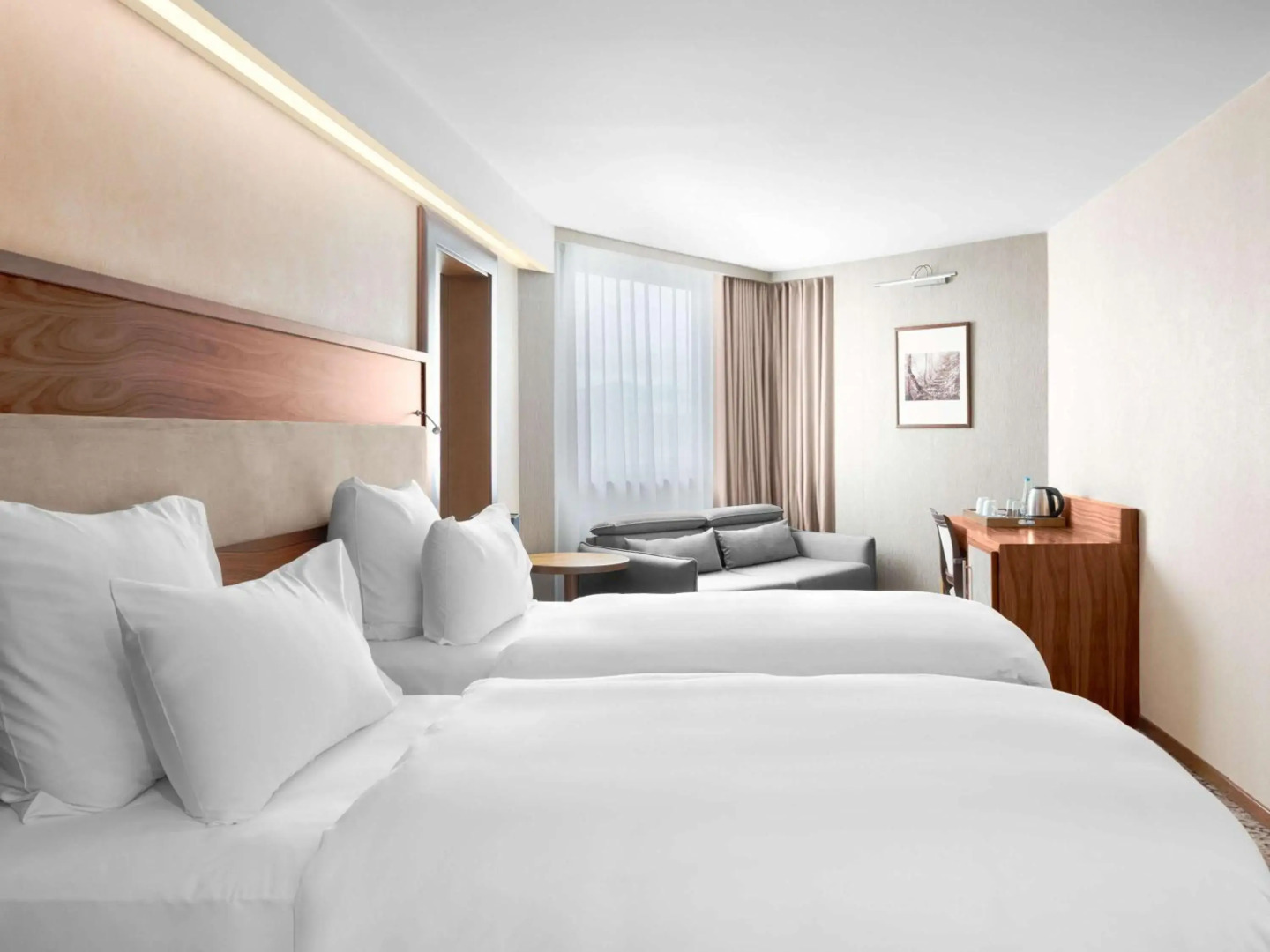 Отель Movenpick Hotel Sarajevo