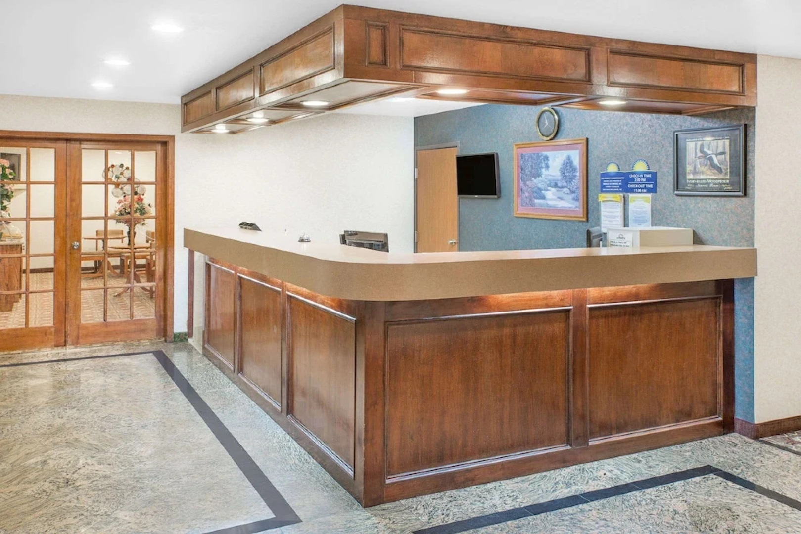 Days Inn & Suites Brinkley