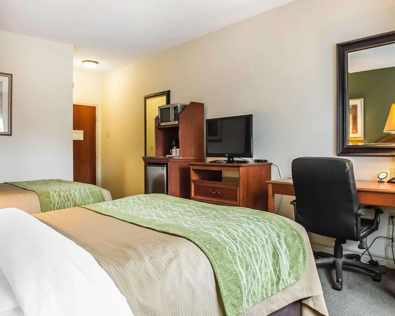 Comfort Inn & Suites Thousand Islands Harbour District
