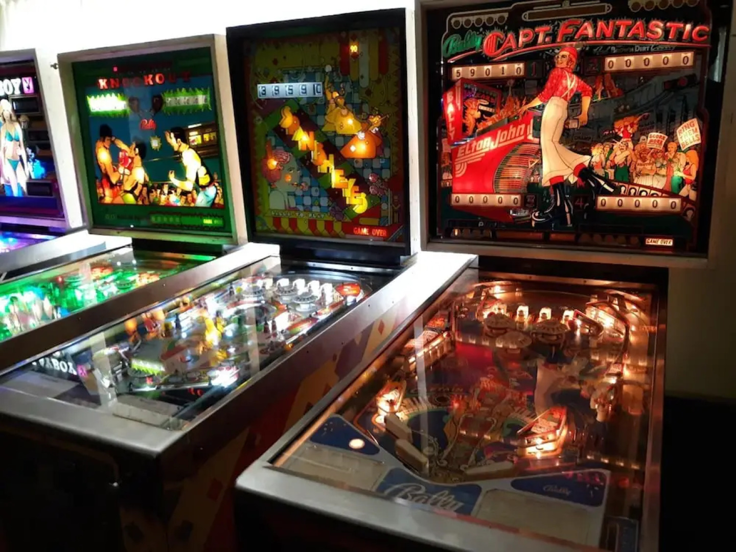 A house full of steel balls and games