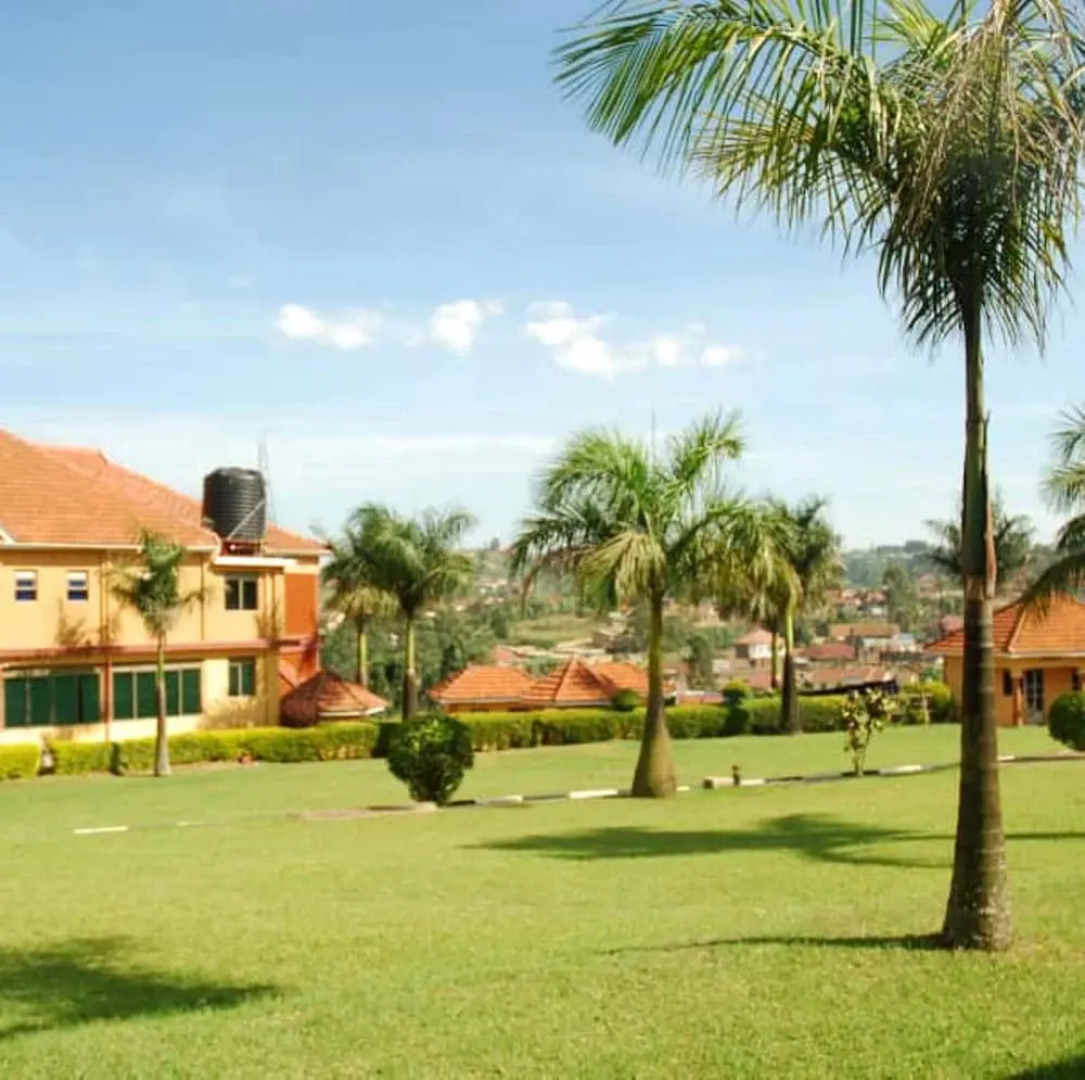 New Palm Royal Hotel