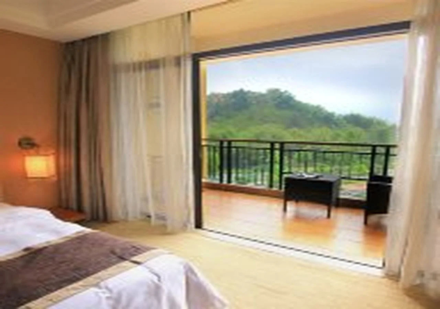 DiPai HotSpring Resort