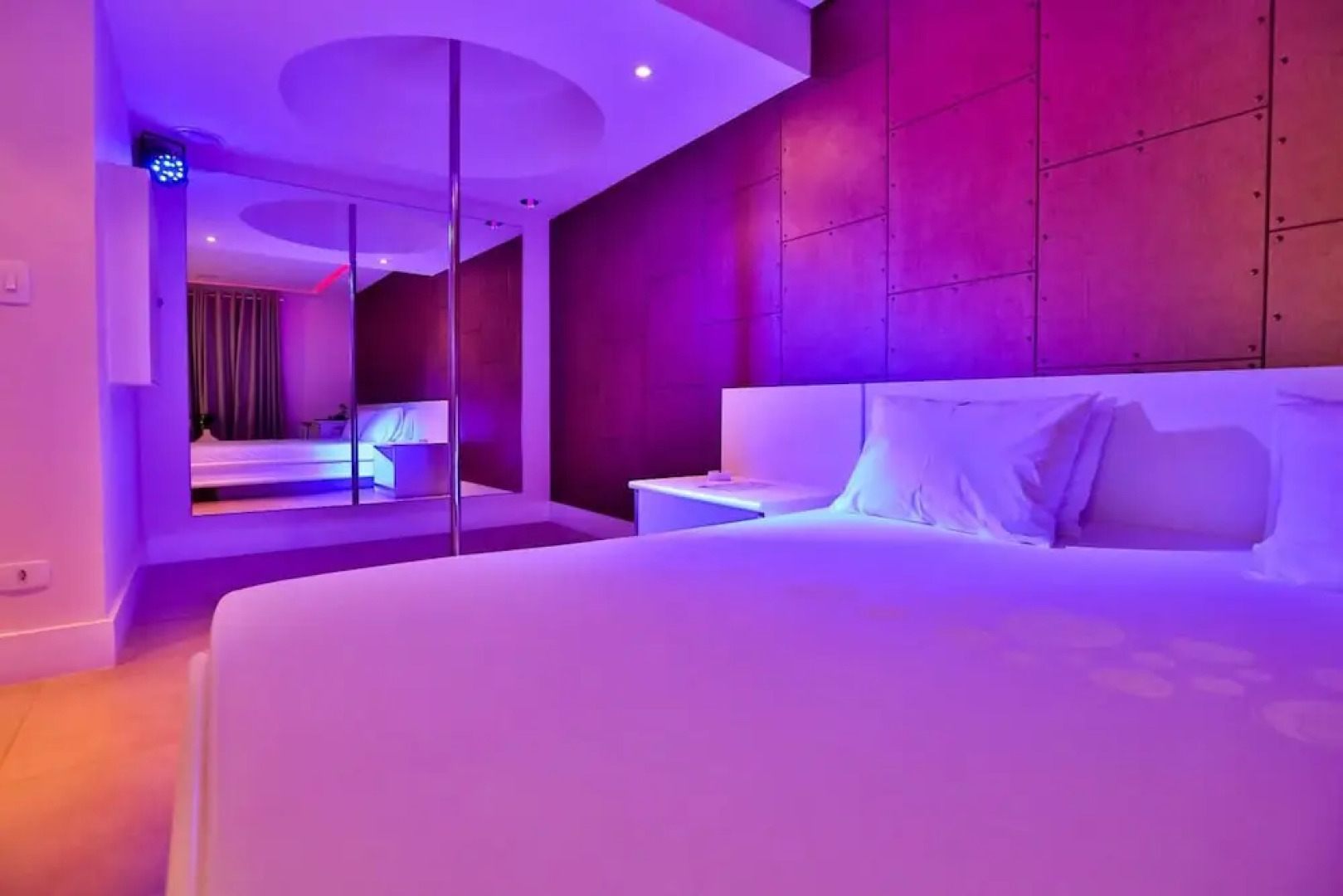 Rivieras Motel - Adults Only