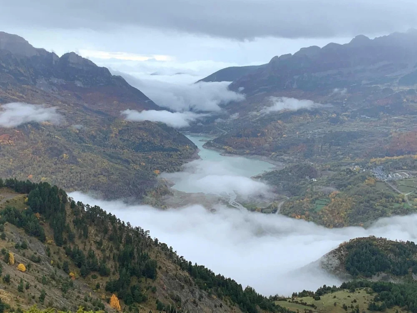 Apartment With 3 Bedrooms in Panticosa, With Wonderful Mountain View, Shared Pool, Enclosed Garden Near the Slopes