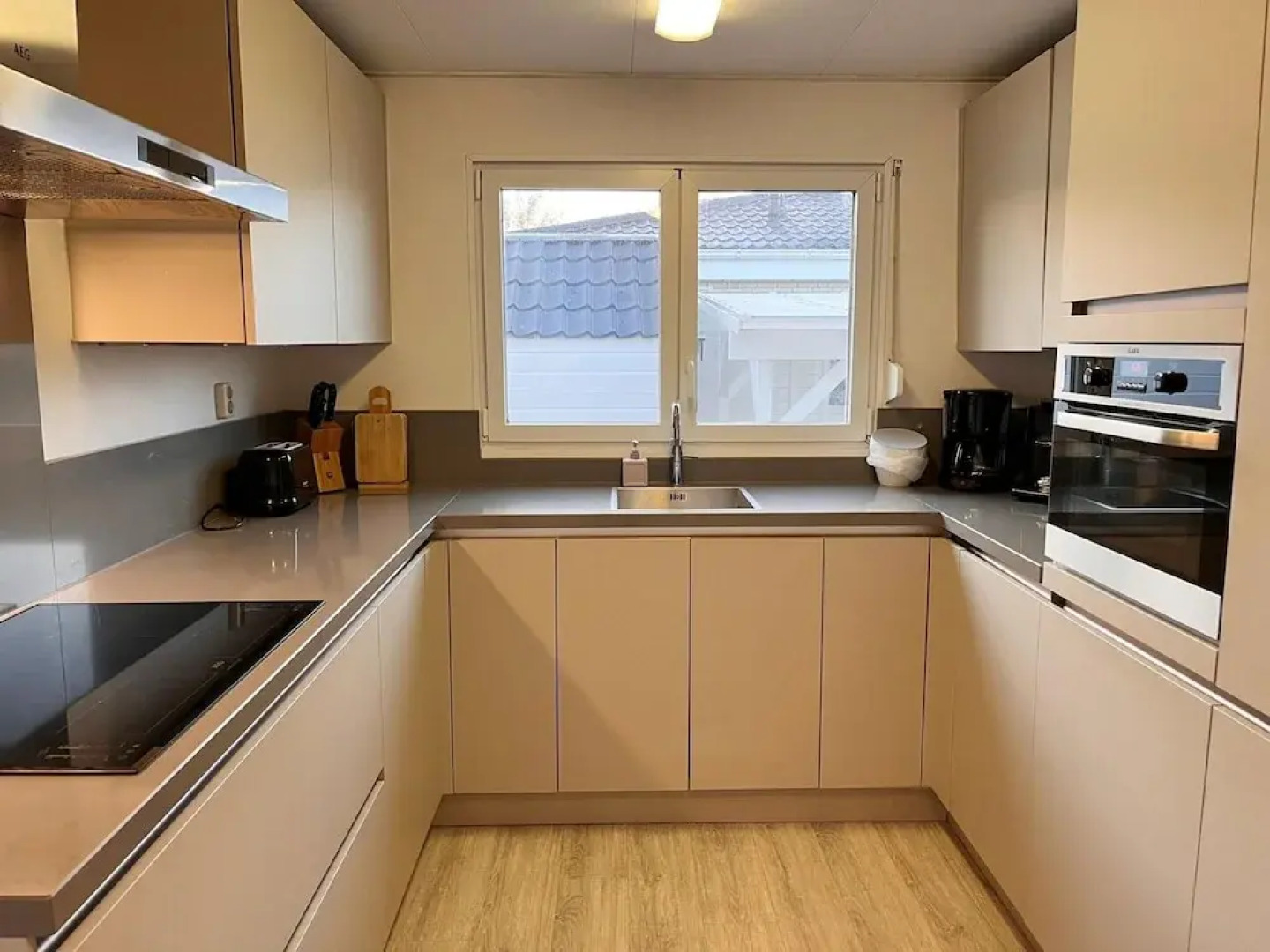 Bungalow in Makkum Near Lake Beach