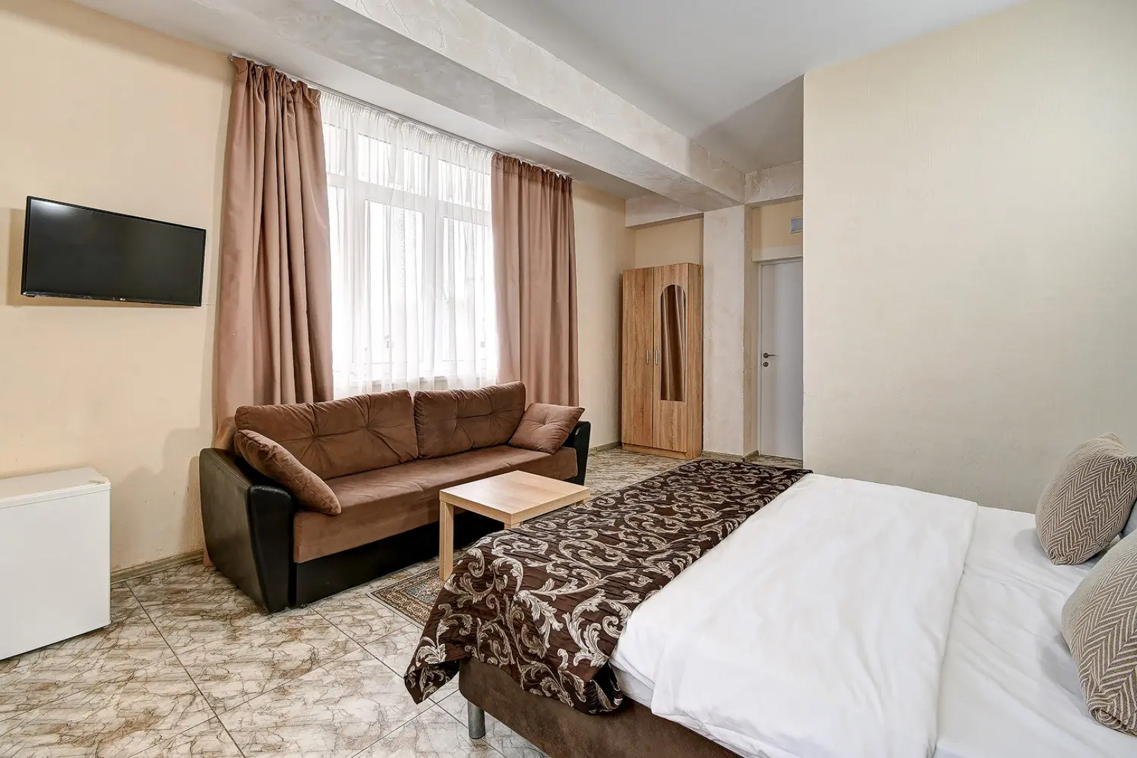 Соната (Лоо)