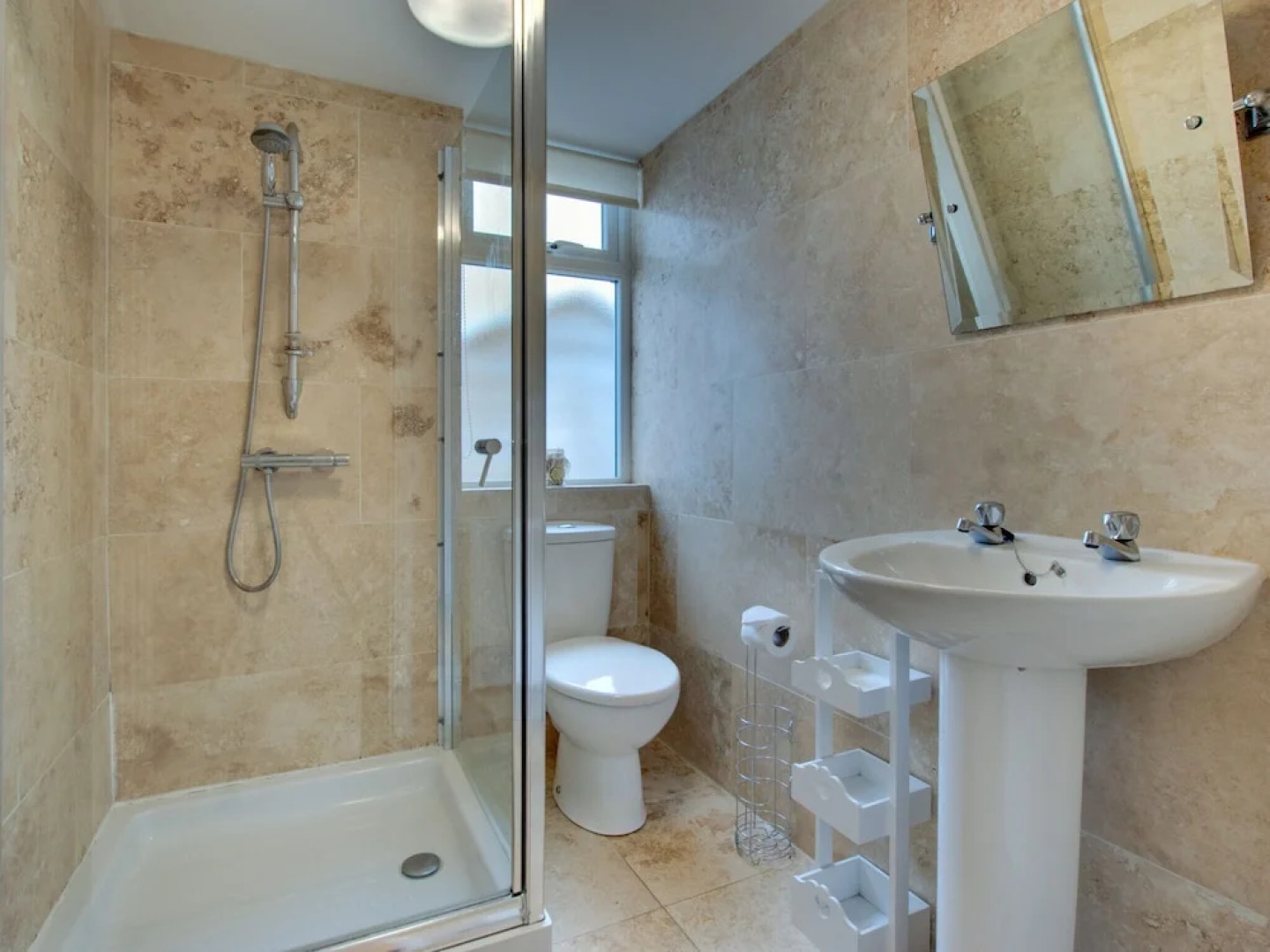 Homely Holiday Home in Saundersfoot With Garden