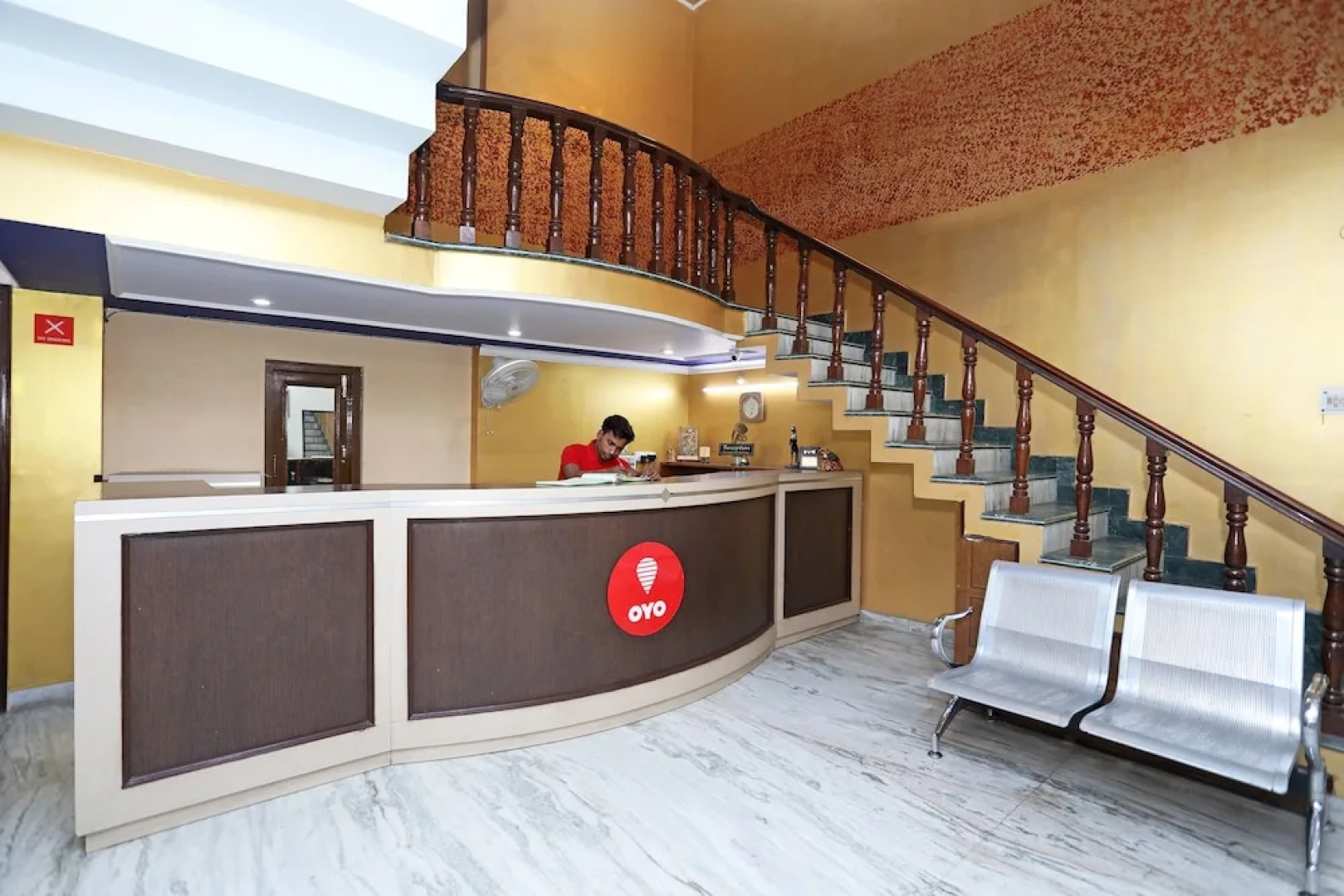 OYO 10444 Vasundhra INN