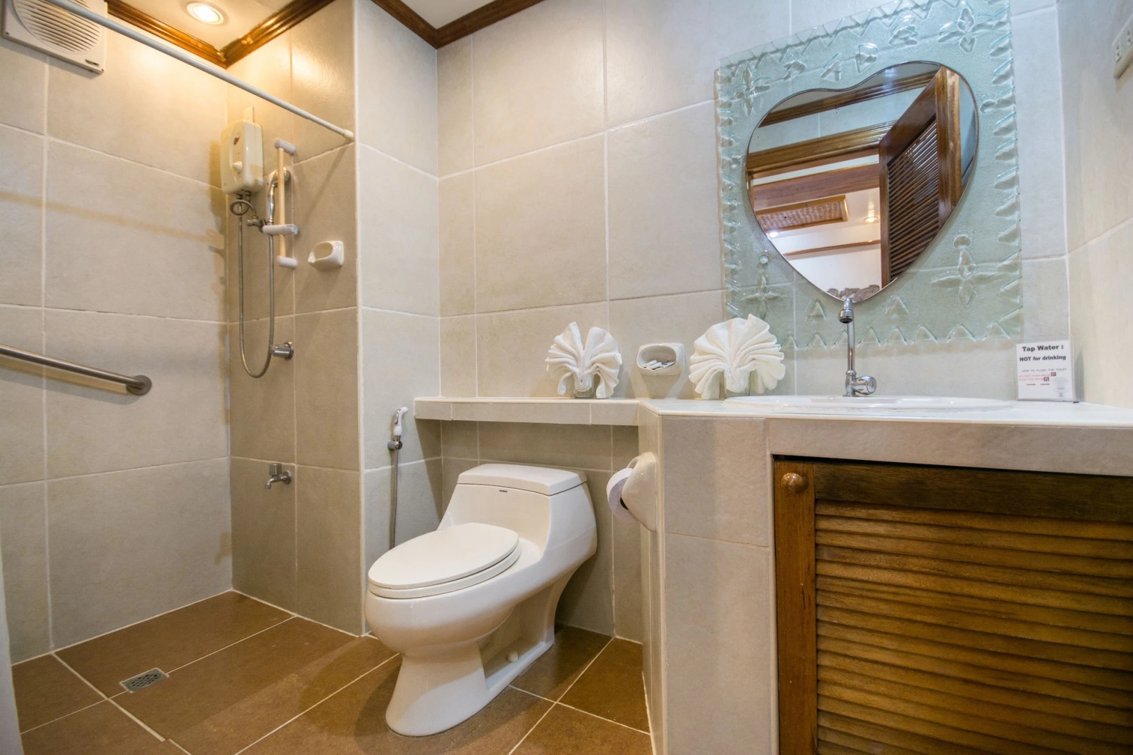 Nigi Nigi Too Beach Resort