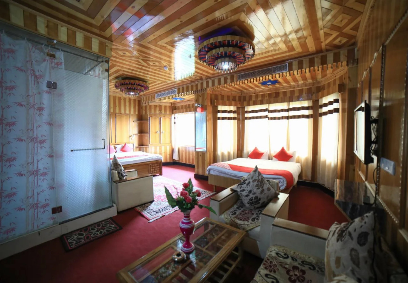 Hotel shimla hills international