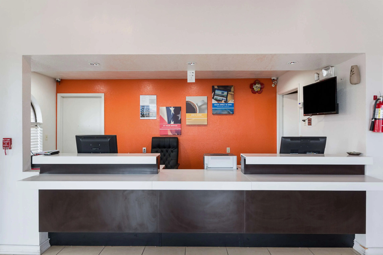 Motel 6 San Antonio, TX - Fiesta Trails