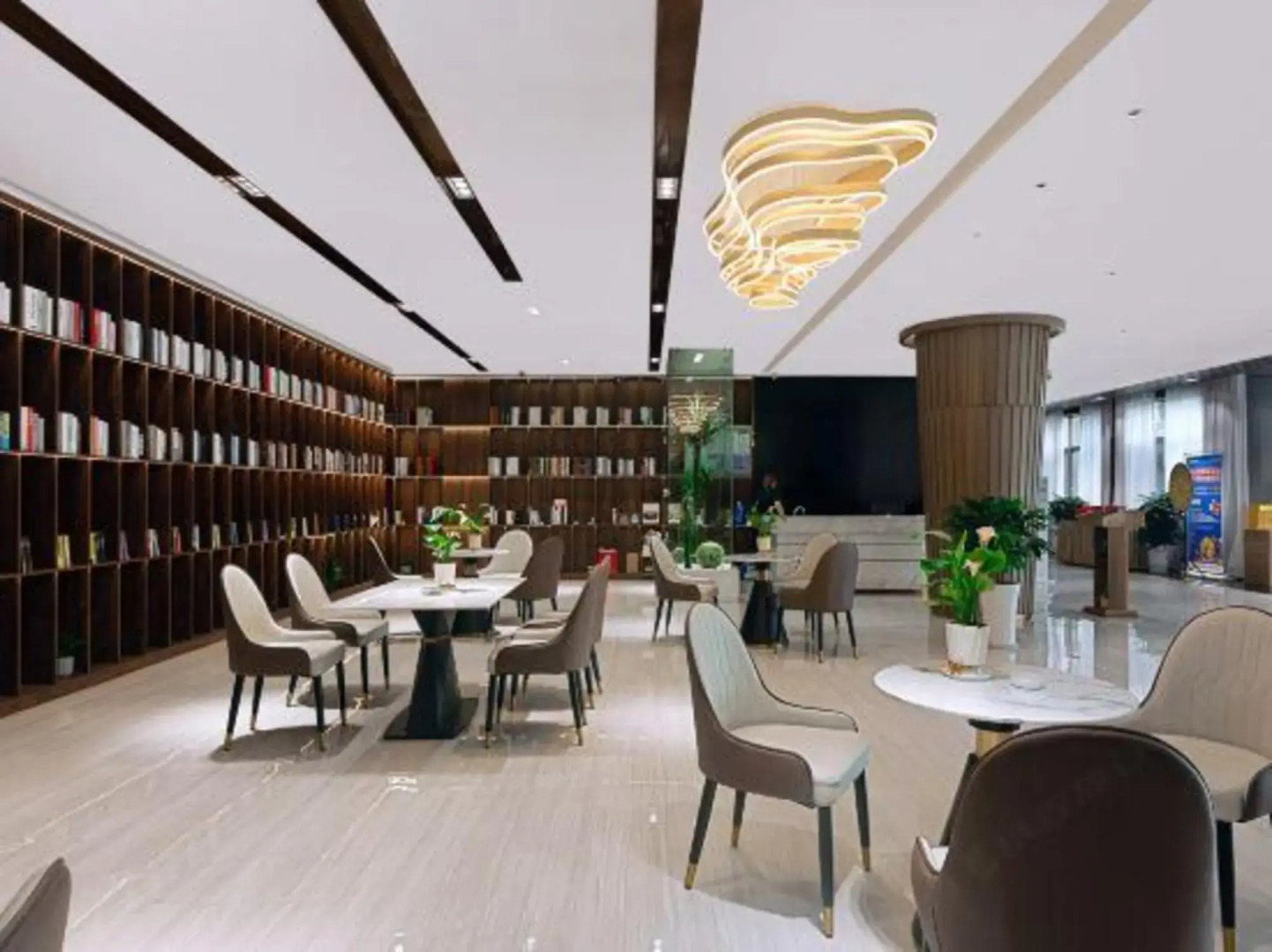 Ronggang International Hotel