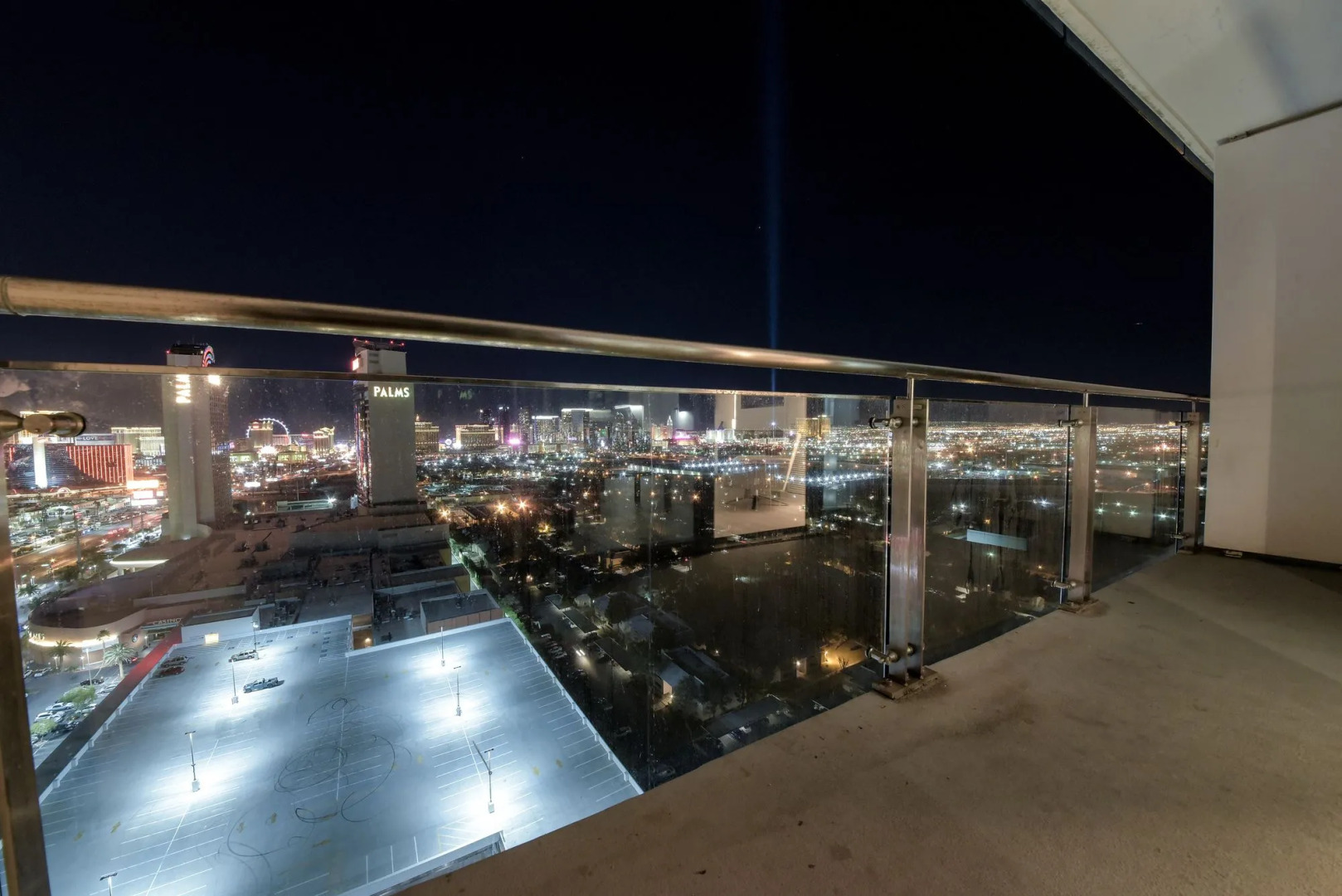 StripViewSuites at Palms Place