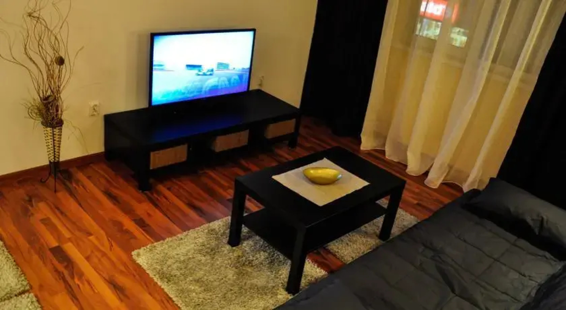 Charming Central Apartment Ploiesti