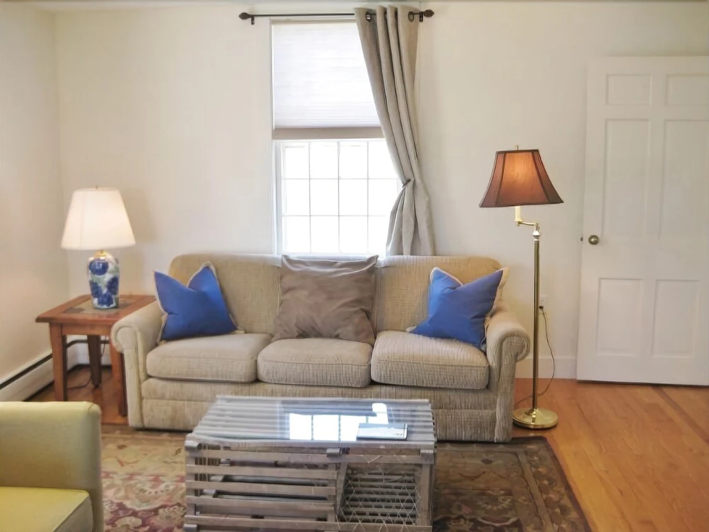 570 State - 2 Bedroom House