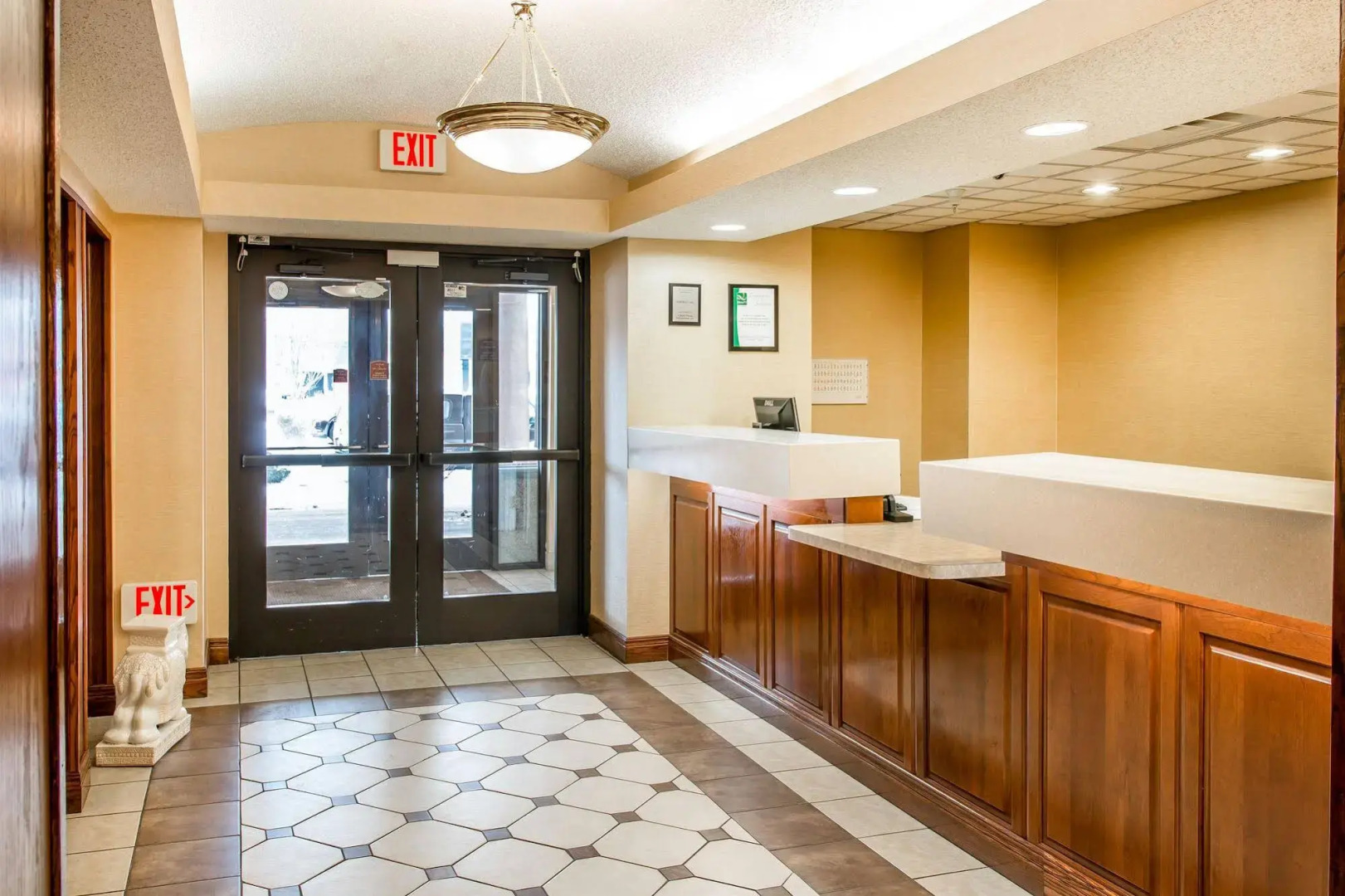 Quality Inn & Suites Niles