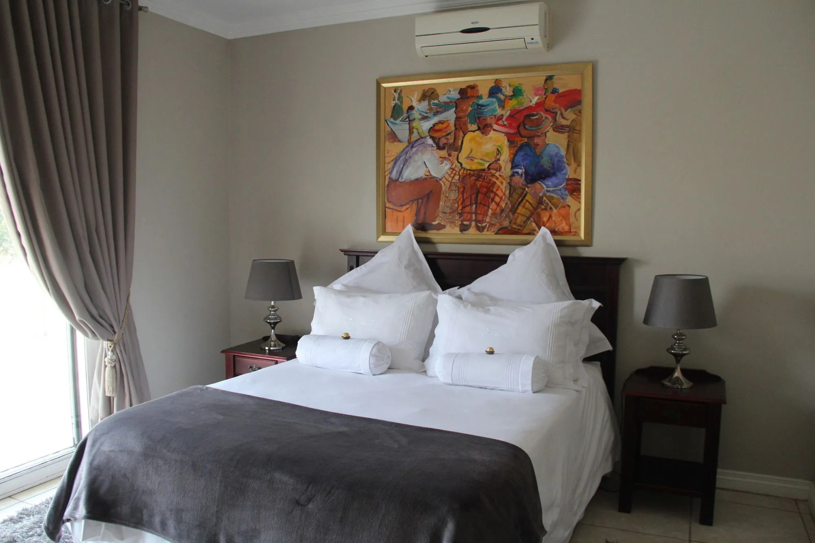 Seaview Manor Exquisite Bed & Breakfast