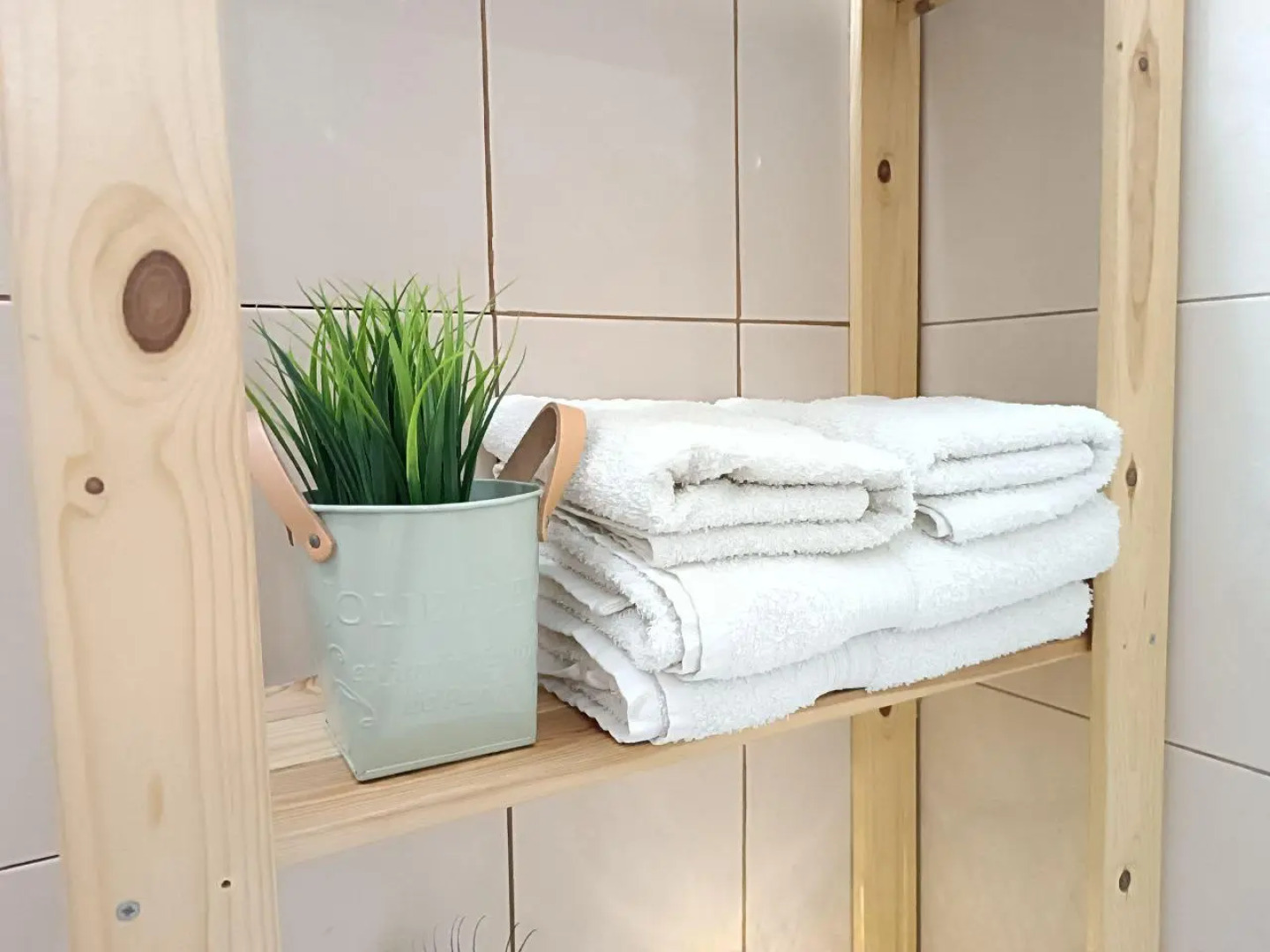 Две Подушки на улице Дуки 71