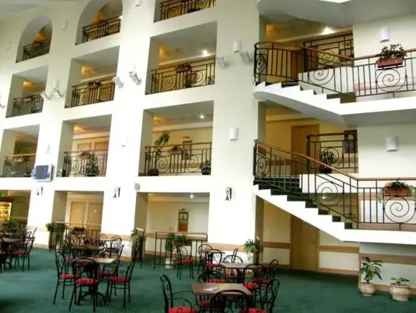 Гостиничный комплекс "Югорская Долина"